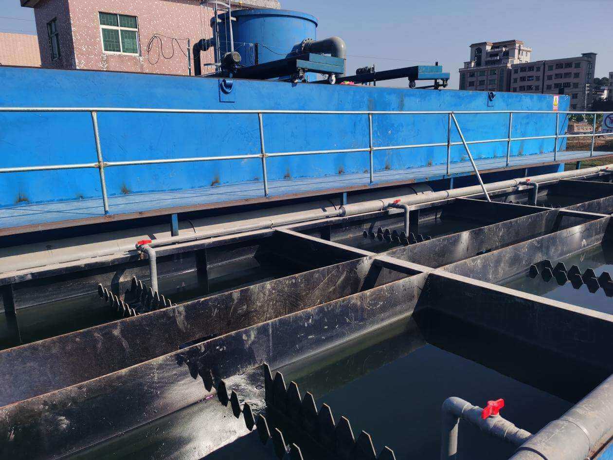 日化污水處理起泡怎么處理？泡沫多的原因是什么？